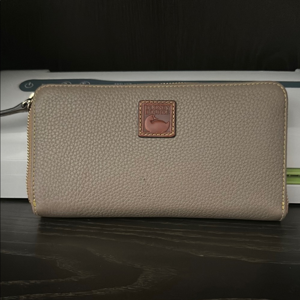 Dooney & Bourke Pebbled Leather Wallet in Taupe
